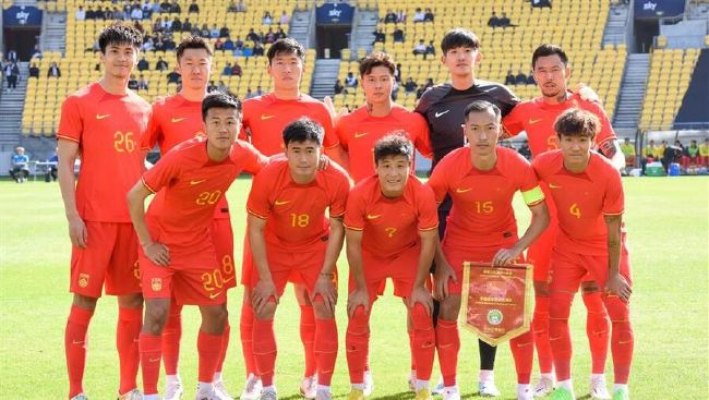 U23亚洲杯分组A组：卡塔尔、澳大利亚、约旦、印尼B组：日本、韩国、阿联酋、中国C组：沙特、伊拉克、泰国、塔吉克斯坦D组：乌兹别克斯坦、越南、科威特、马来西亚罗马诺：格列兹曼专注于马竞 他不会在冬窗加盟曼联罗马诺在今天的专栏中谈到了格列兹曼，直接指出法国球星只想留在马德里竞技，和曼联没有联系。